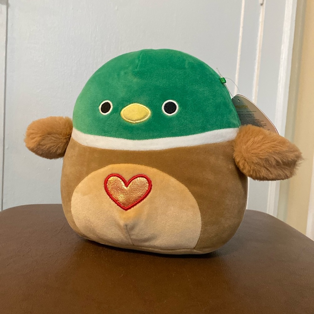 Avery Valentine Squishmallow 8”